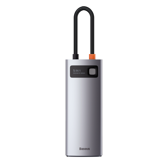 Hub metalik USB-C me disa porta